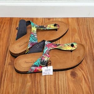 American Eagle Size 11 Retro Frond Sandals